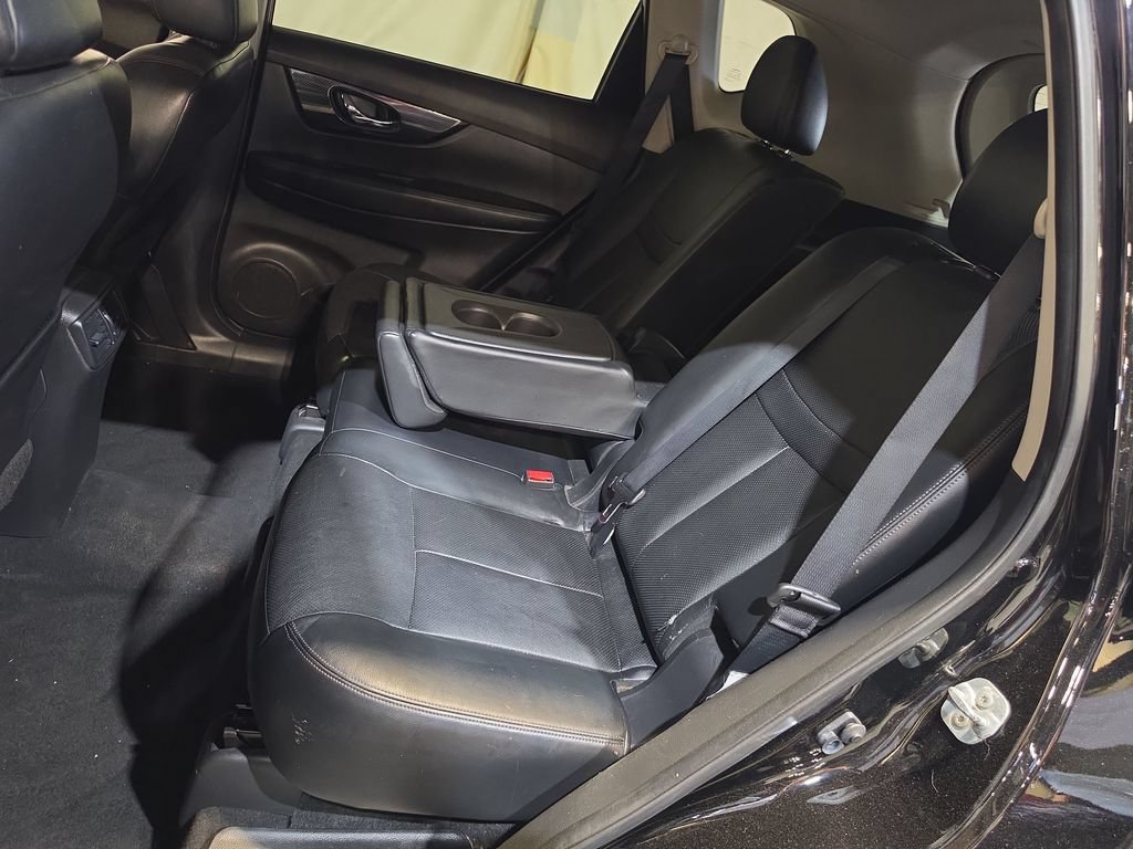 Used 2017 Nissan Rogue SL AWD/4WD image 24