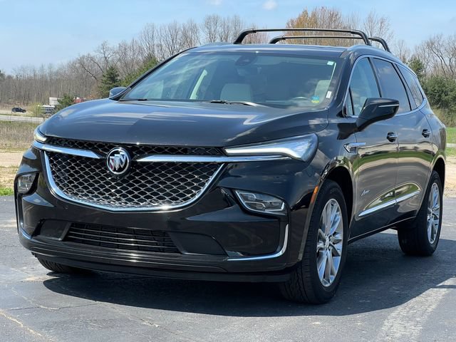 Used 2022 Buick Enclave Avenir w/ Avenir Technology Package AWD/4WD image 46