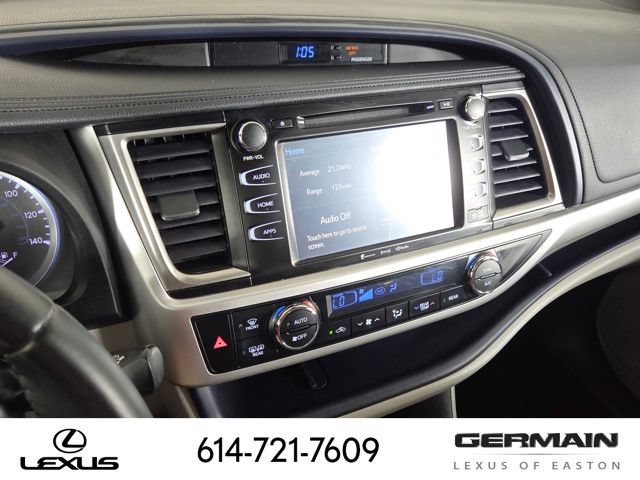 Used 2019 Toyota Highlander XLE AWD/4WD image 25