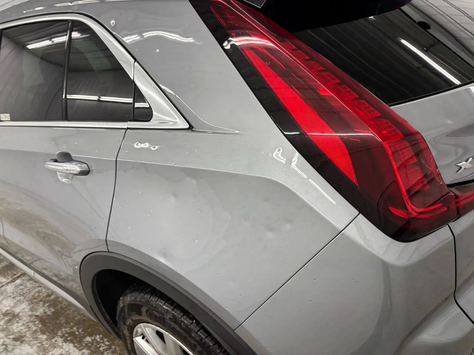 Used 2023 Cadillac XT4 Premium Luxury FWD image 22
