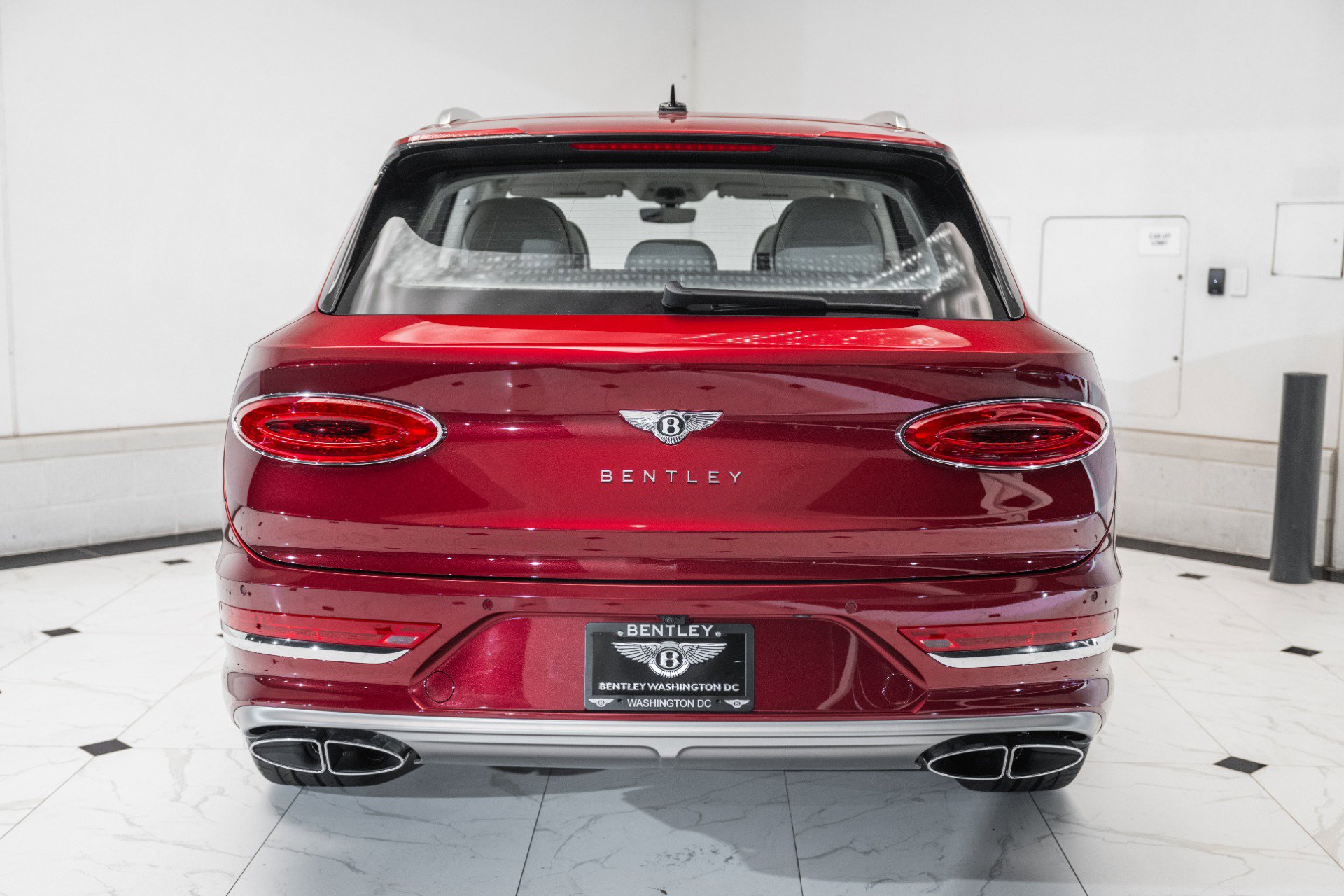 New 2025 Bentley Bentayga image 10