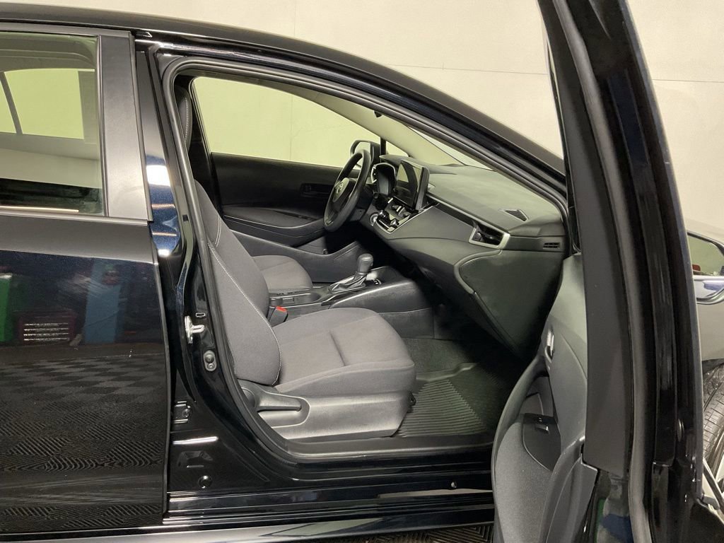 Used 2023 Toyota Corolla LE w/ Carpet Mat Package (TMS) image 35