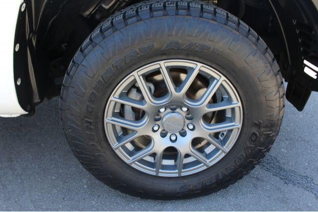 Used 2014 Toyota Tacoma 2WD Regular Cab image 13