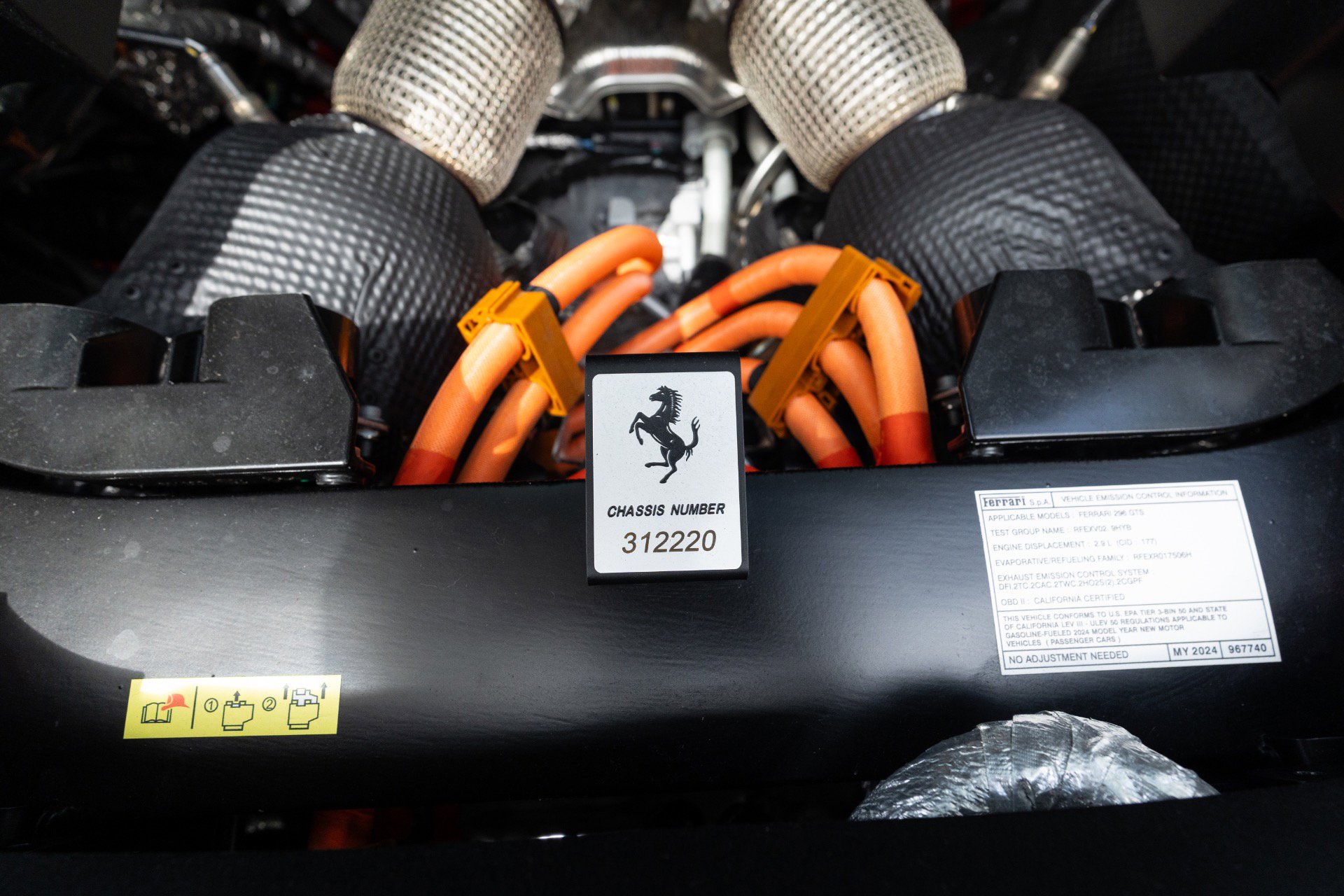 Used 2024 Ferrari 296 GTS RWD image 77