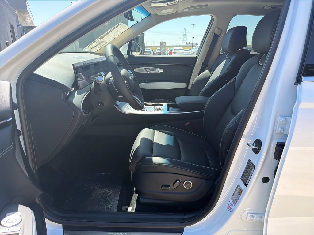 New 2026 Genesis GV70 2.5T Advanced AWD/4WD image 9