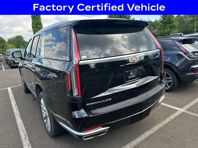 Used 2024 Cadillac Escalade Premium Luxury w/ Performance Package AWD/4WD image 4