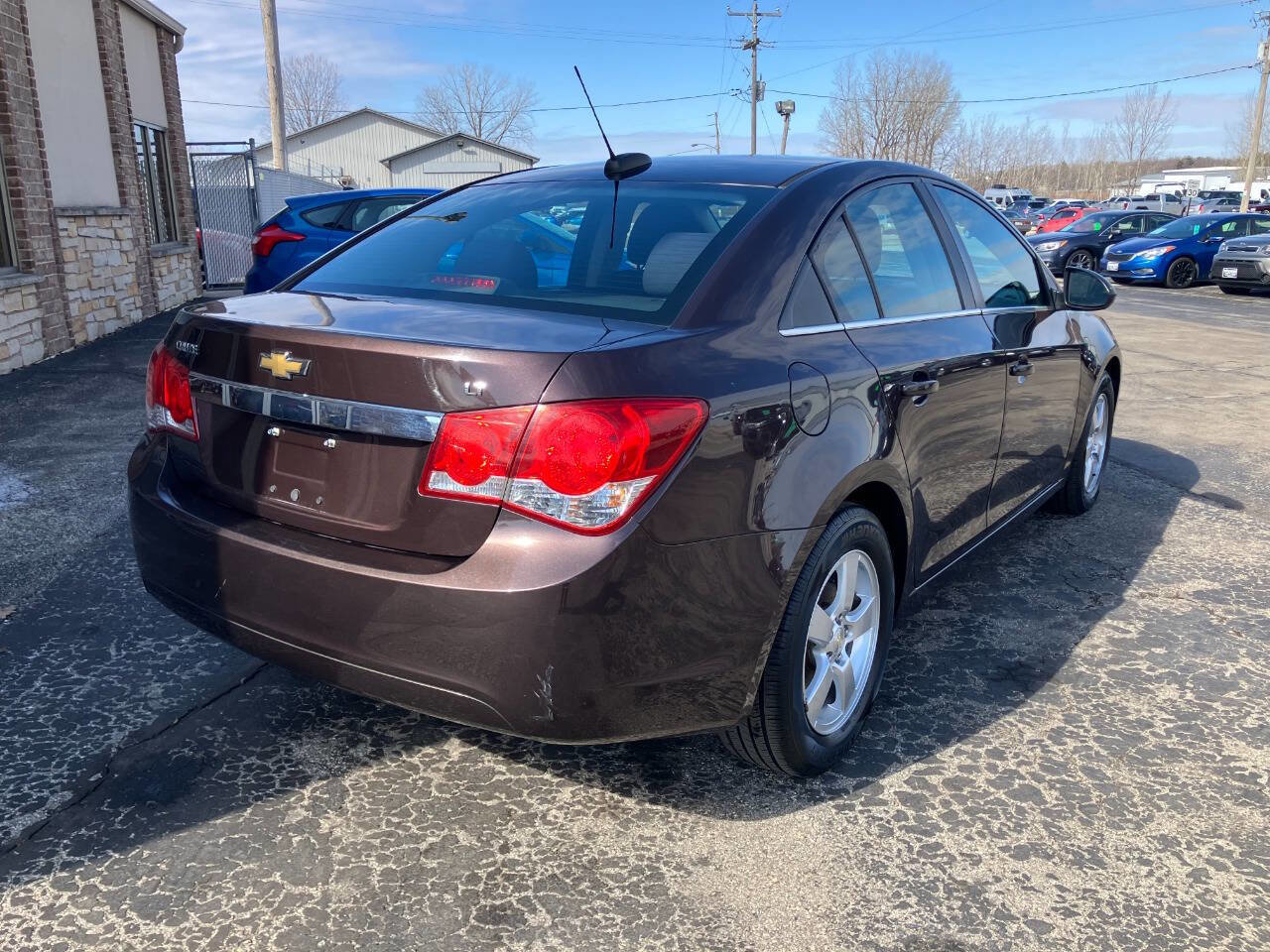 Used 2015 Chevrolet Cruze LT FWD image 3