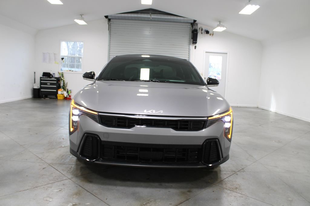 Used 2025 Kia K4 GT-Line w/ GT-Line Premium Package image 3