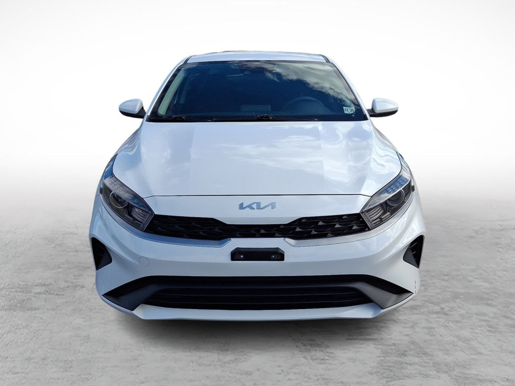 Used 2023 Kia Forte LXS image 8