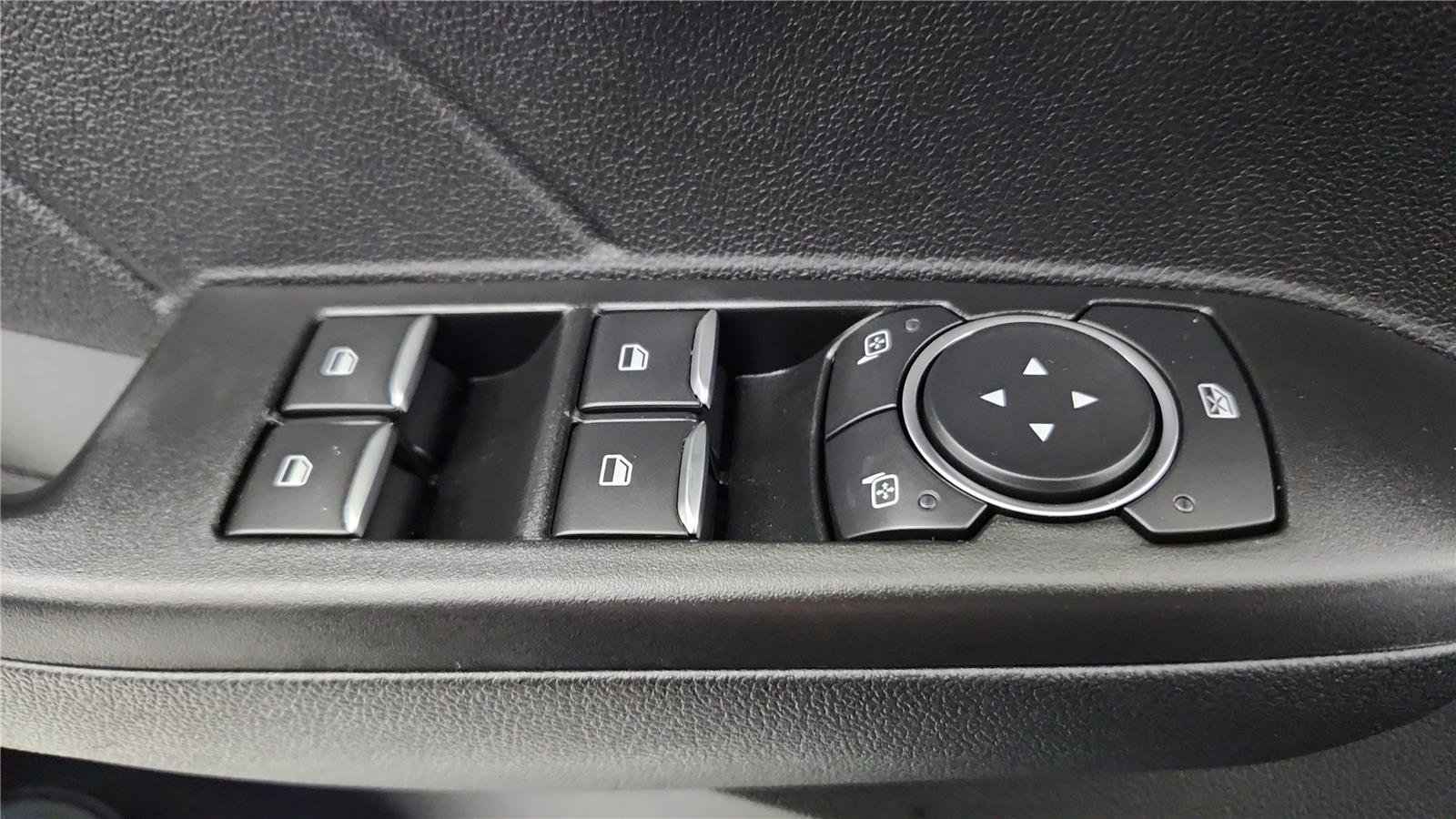 Used 2023 Ford Escape Platinum w/ Premium Technology Package image 23