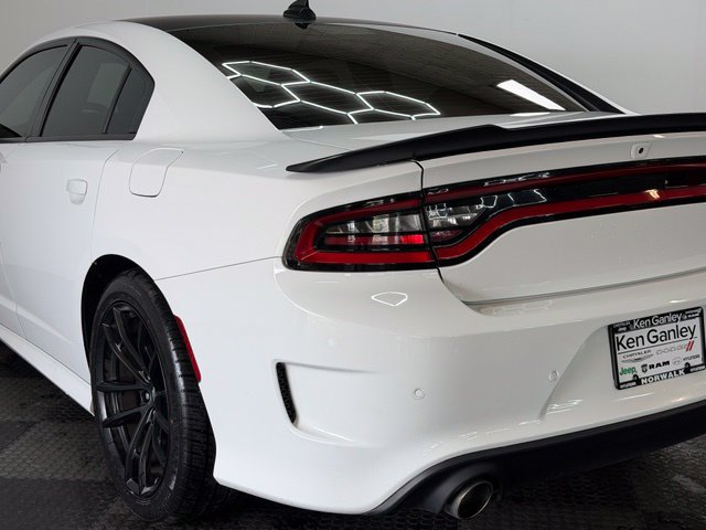 Used 2022 Dodge Charger Scat Pack w/ Daytona Edition Group RWD image 9