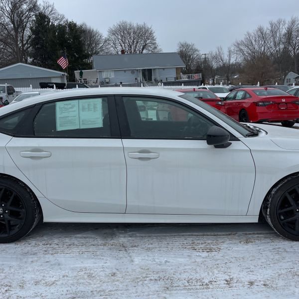 Used 2024 Honda Civic Sport image 13