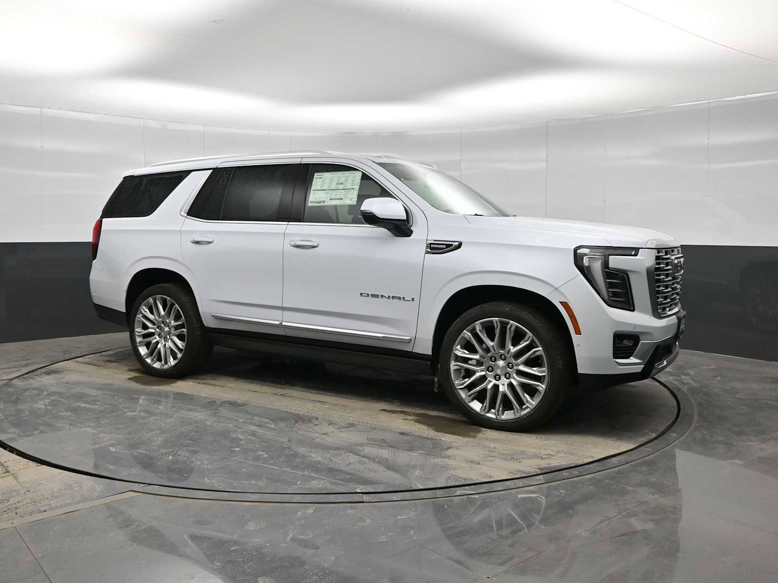 New 2026 GMC Yukon Denali w/ Denali Reserve Package image 2