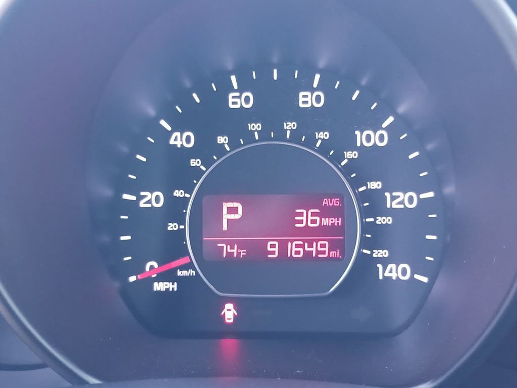 Used 2016 Kia Soul + image 16
