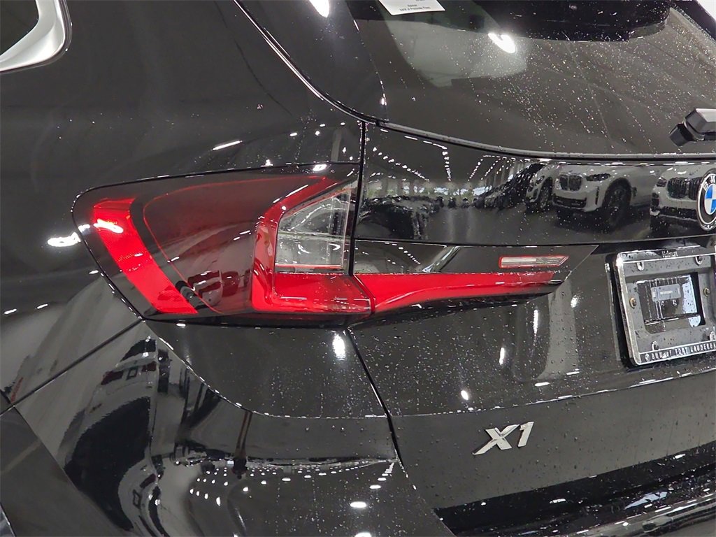 Certified 2025 BMW X1 xDrive28i w/ Convenience Package image 28