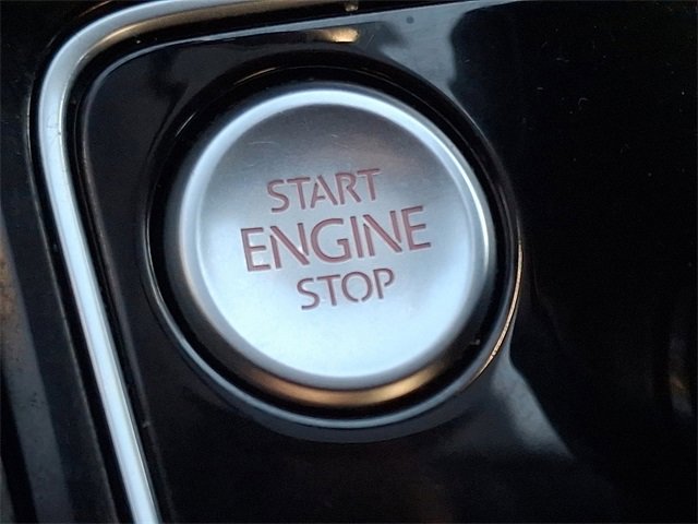 Used 2018 Volkswagen Passat 3.6 image 23