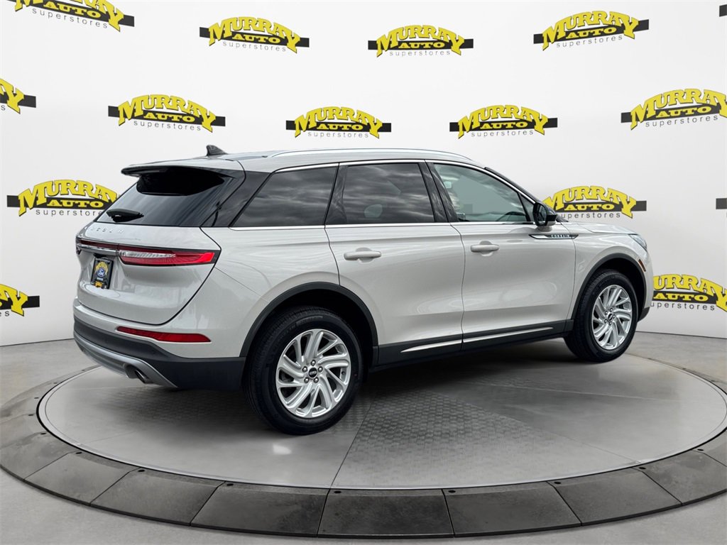 Used 2021 Lincoln Corsair Standard image 5