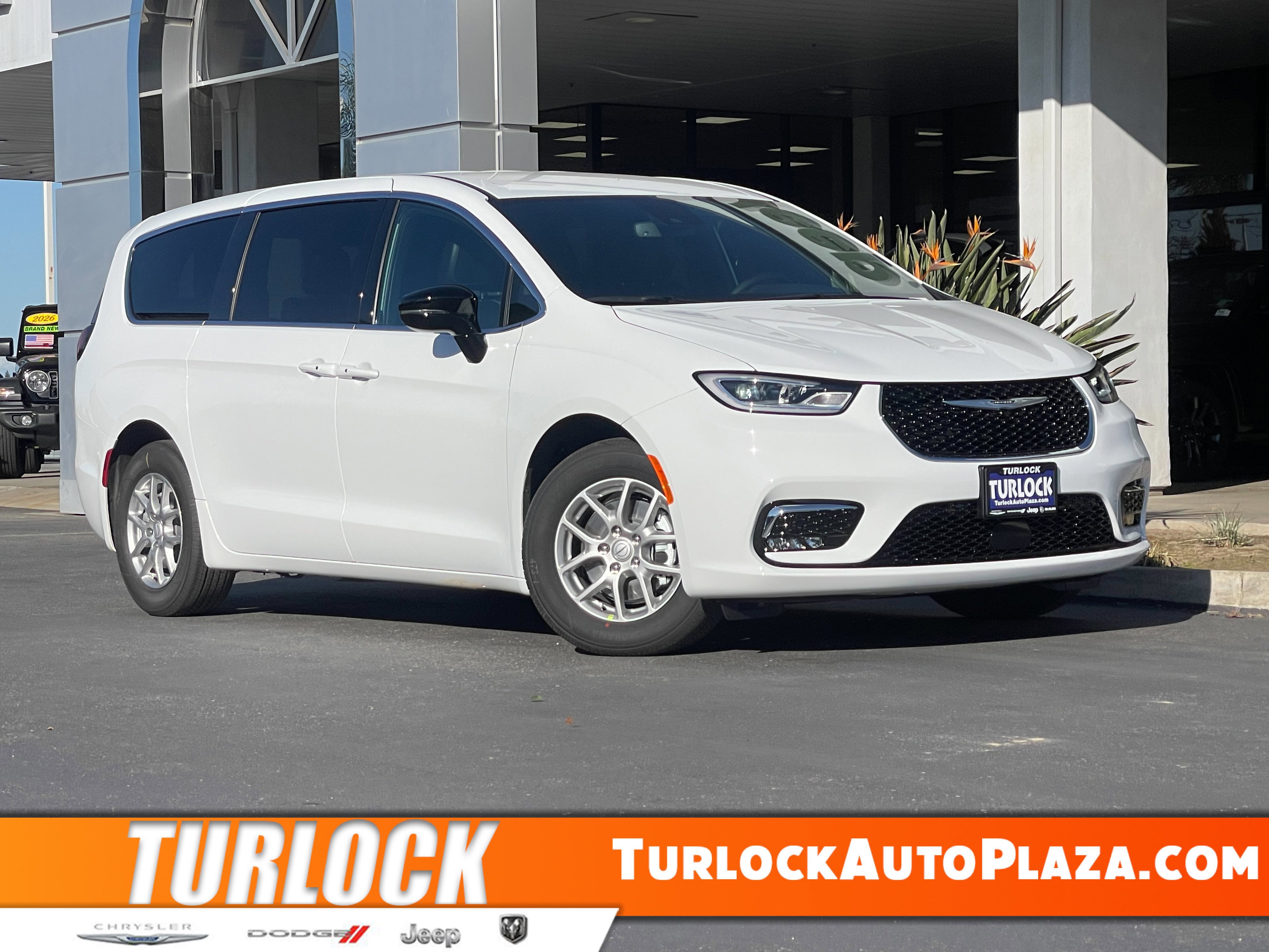 New 2026 Chrysler Pacifica Select FWD image 1
