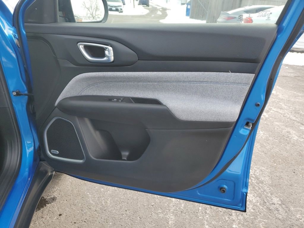 Used 2017 Jeep Renegade Sport w/ Power & Air Group image 30