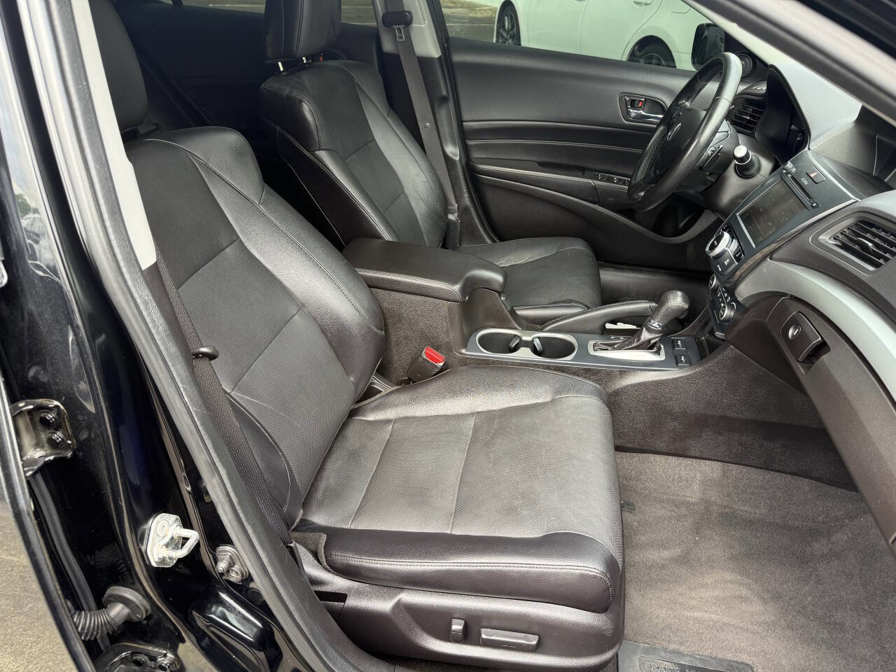 Used 2018 Acura ILX image 42