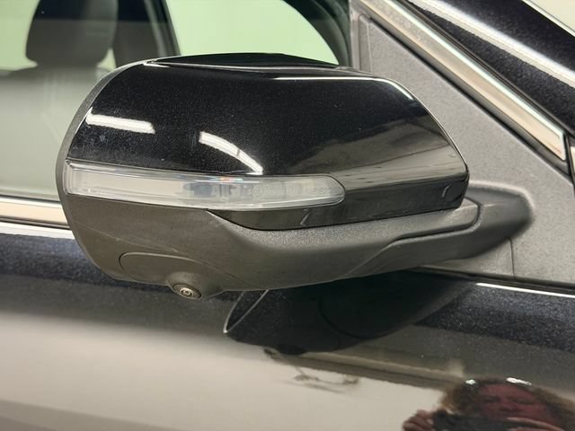 Certified 2025 GMC Acadia Denali w/ Super Cruise Package AWD/4WD image 11