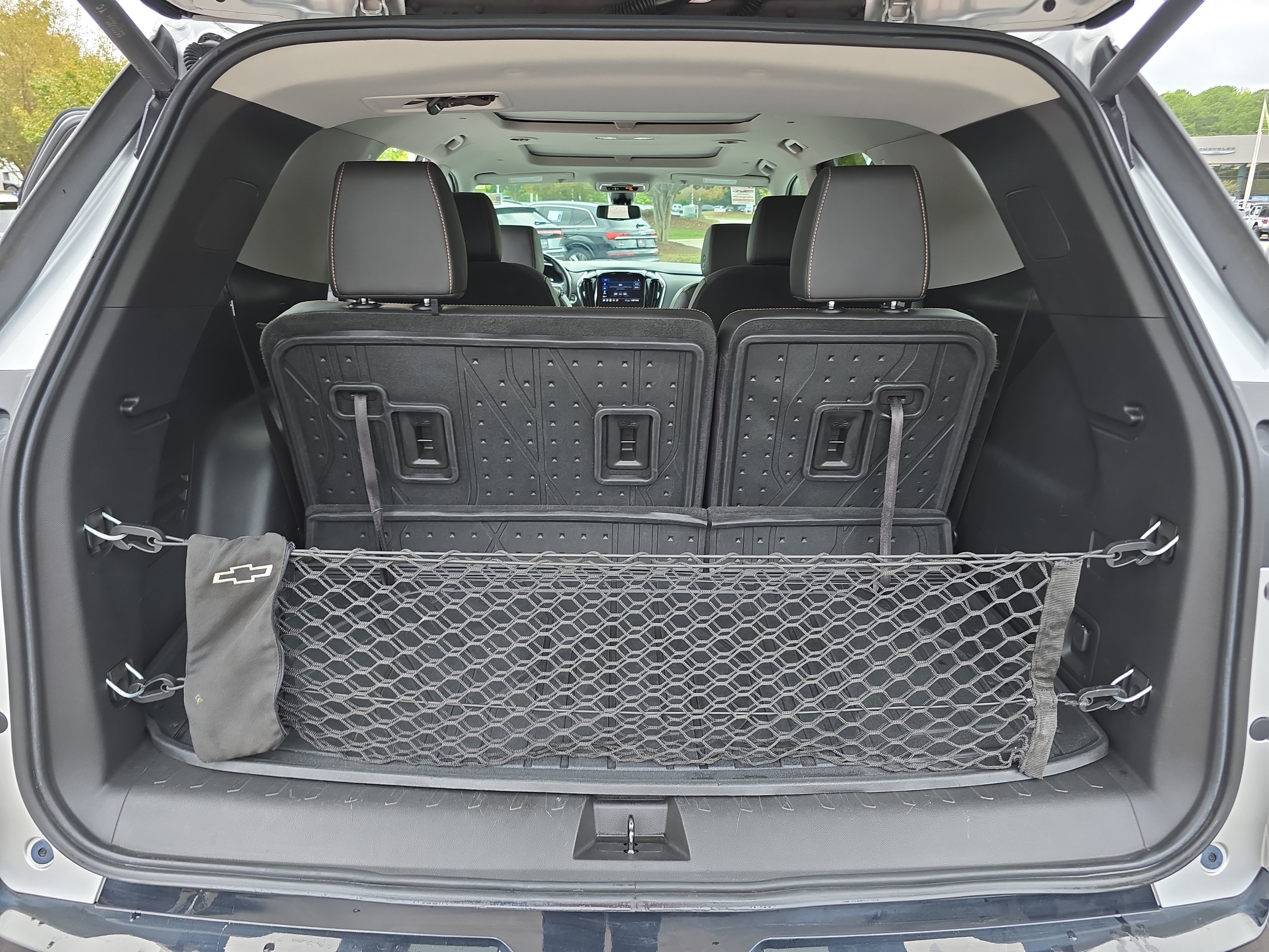 Used 2020 Chevrolet Traverse Premier w/ Redline Edition AWD/4WD image 13