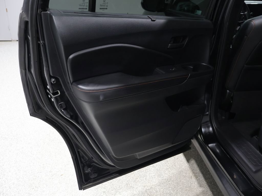 Used 2023 Honda Passport TrailSport image 19
