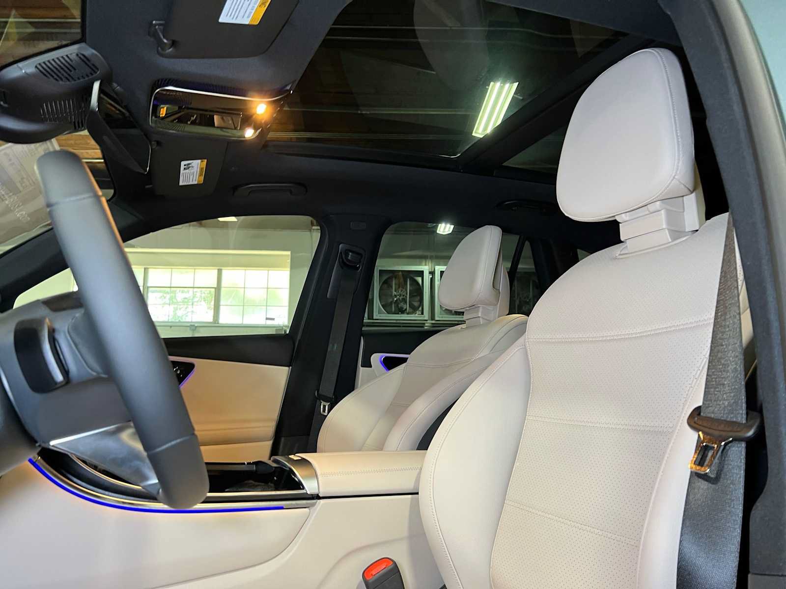 New 2027 Mercedes-Benz GLC 300 4MATIC image 24