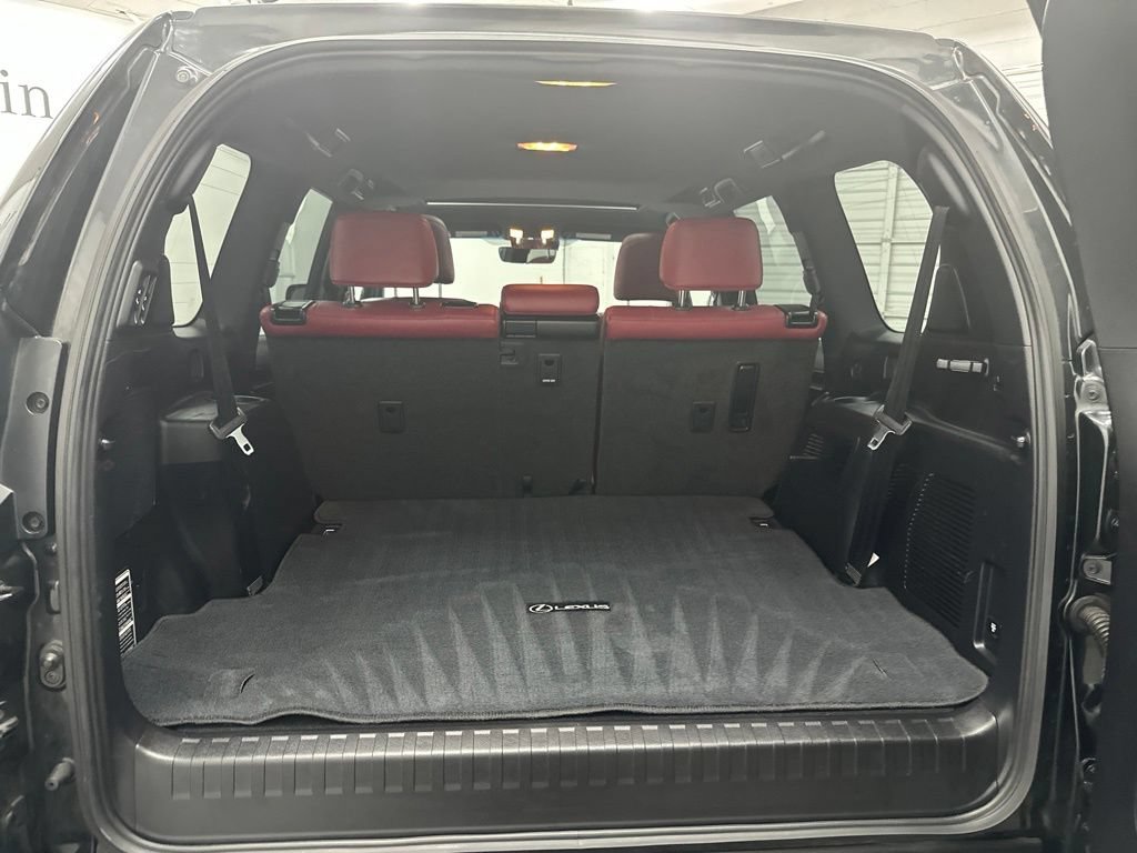Used 2022 Lexus GX 460 Luxury w/ Off Road Package AWD/4WD image 29