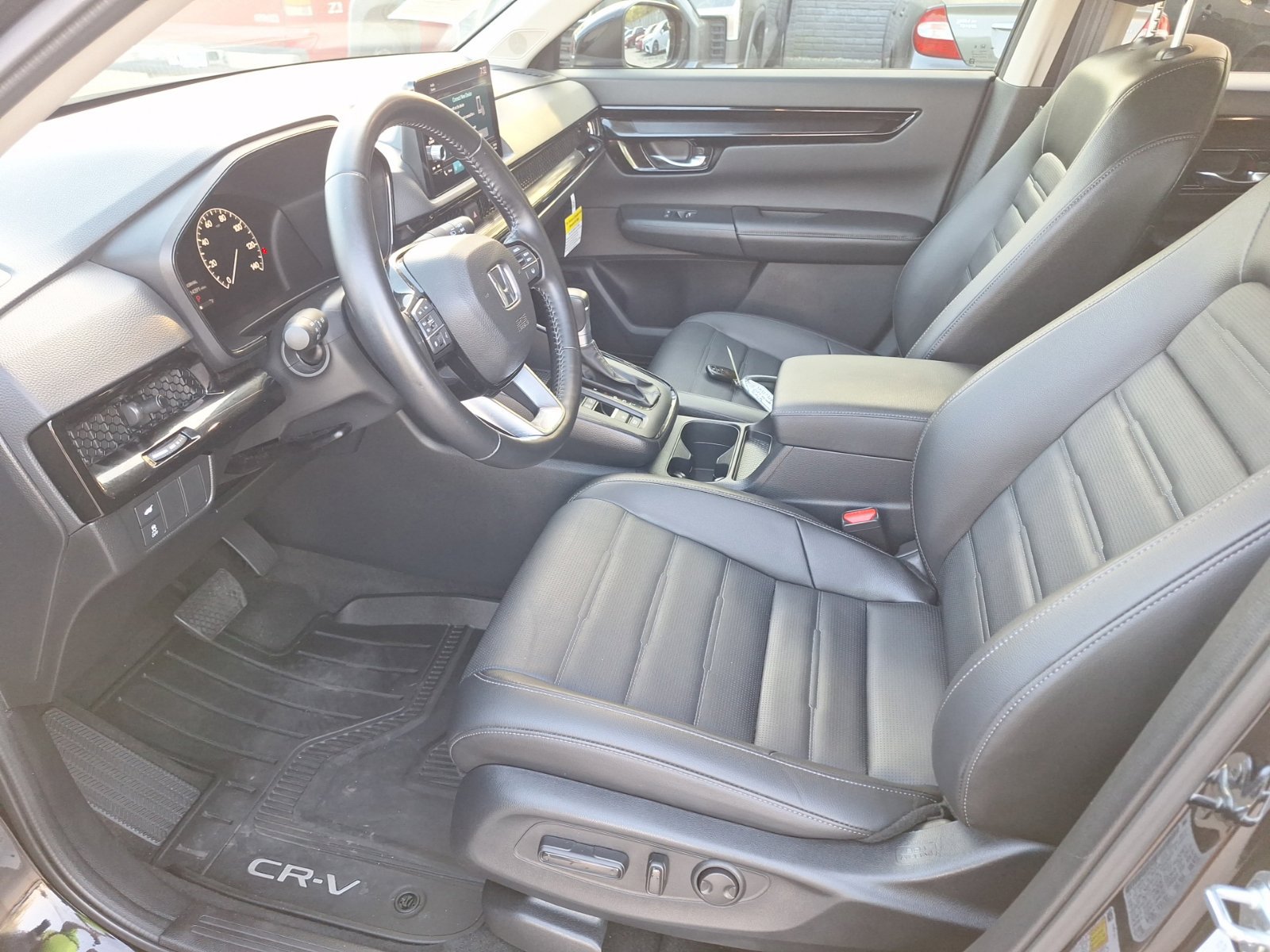 Used 2025 Honda CR-V EX-L image 14