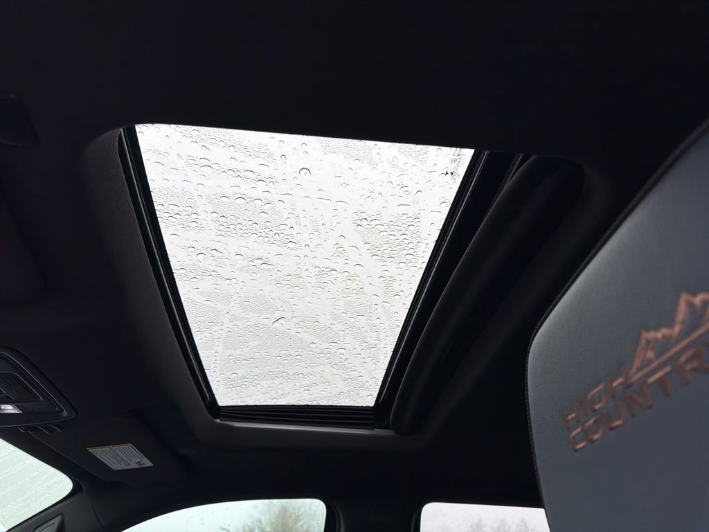 Used 2023 Chevrolet Silverado 1500 High Country w/ Z71 Off-Road Package image 11