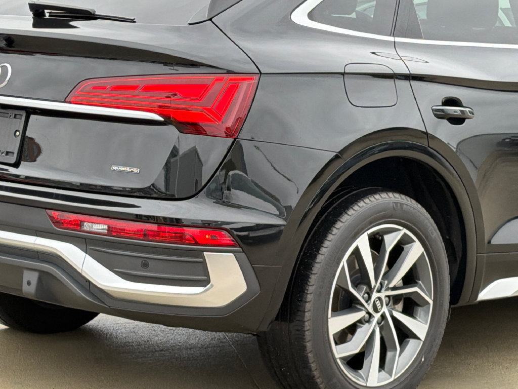 Used 2022 Audi Q5 2.0T Premium Plus w/ Premium Plus Package AWD/4WD image 7