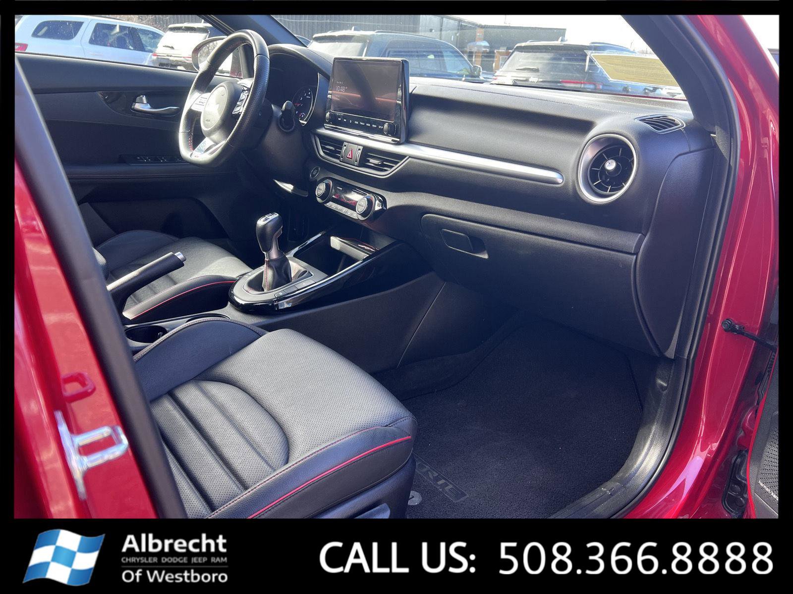 Used 2023 Kia Forte GT image 19