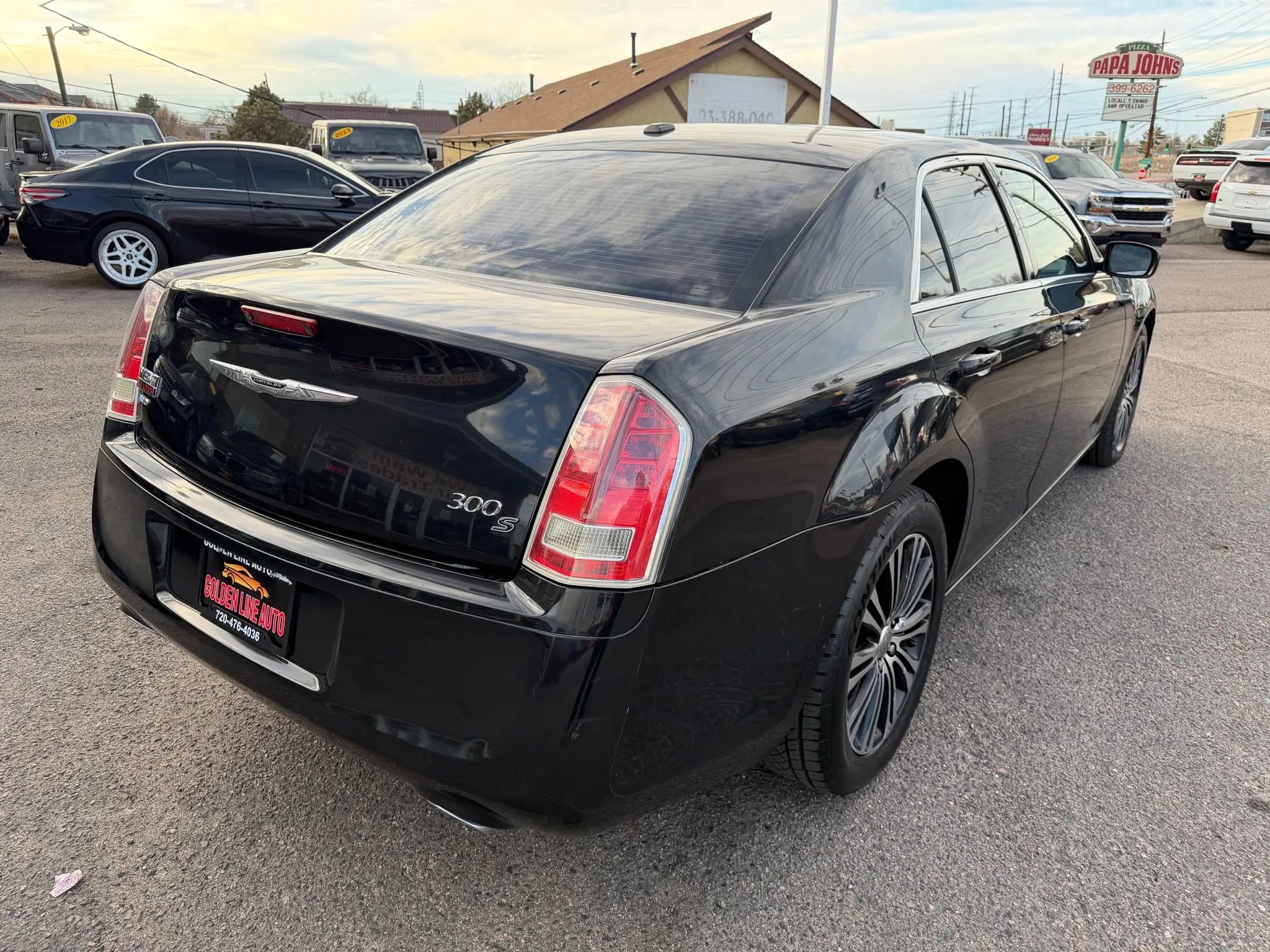 Used 2013 Chrysler 300 S image 9