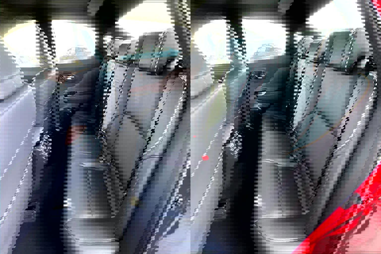 Used 2023 Toyota Crown Limited image 20