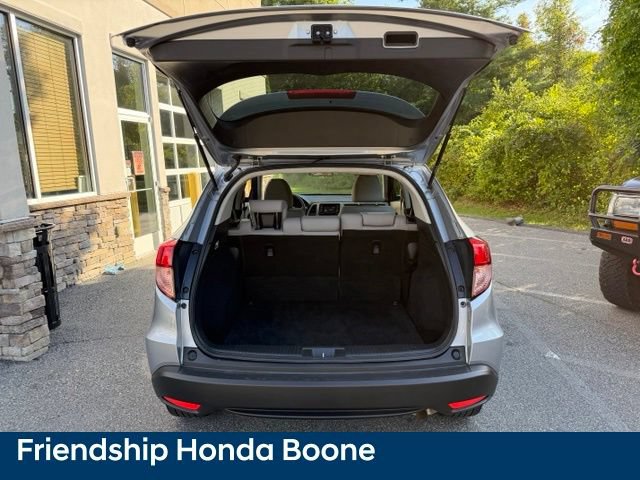 Used 2017 Honda HR-V LX image 28