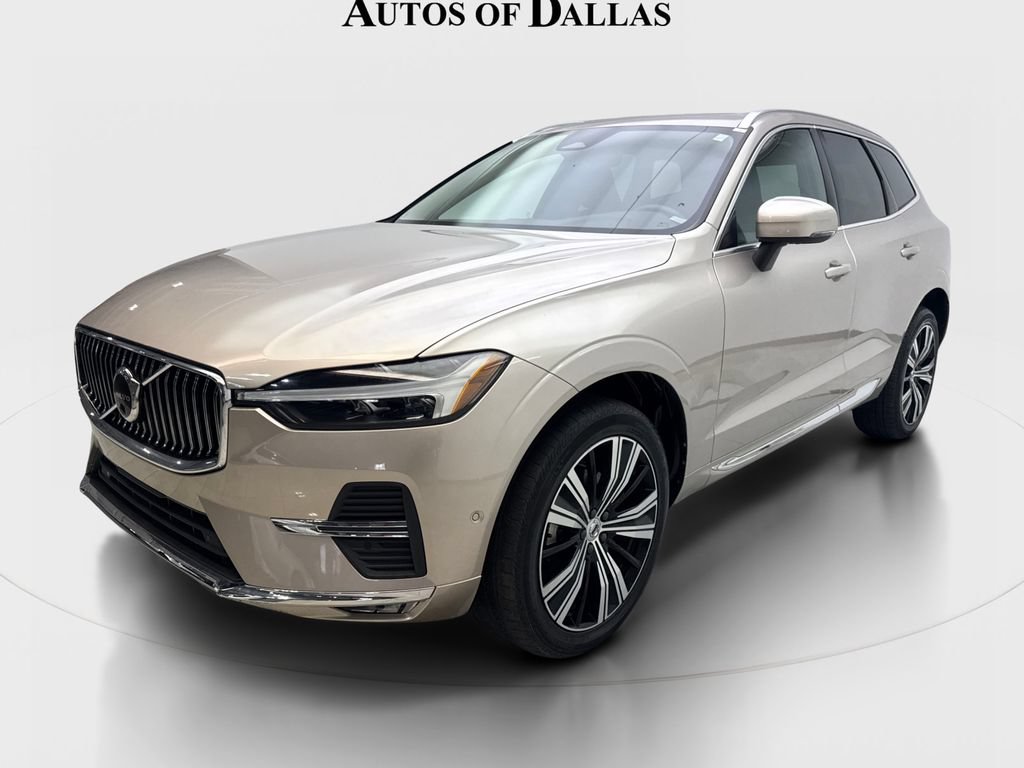 Used 2023 Volvo XC60 B5 Plus FWD image 2