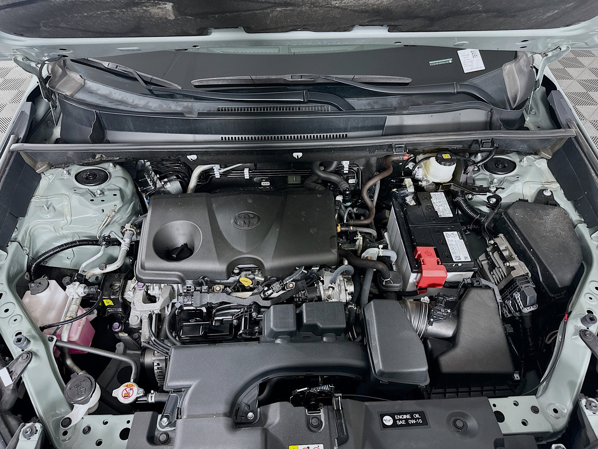 Used 2023 Toyota RAV4 XLE Premium image 32