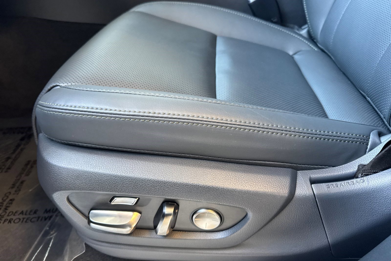 Used 2026 Lexus LX 700h Overtrail AWD/4WD image 16