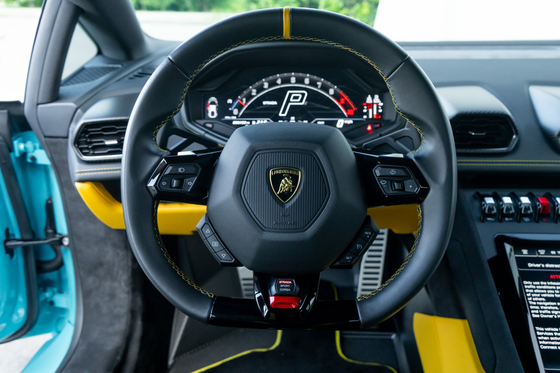 Used 2023 Lamborghini Huracan Tecnica RWD image 11