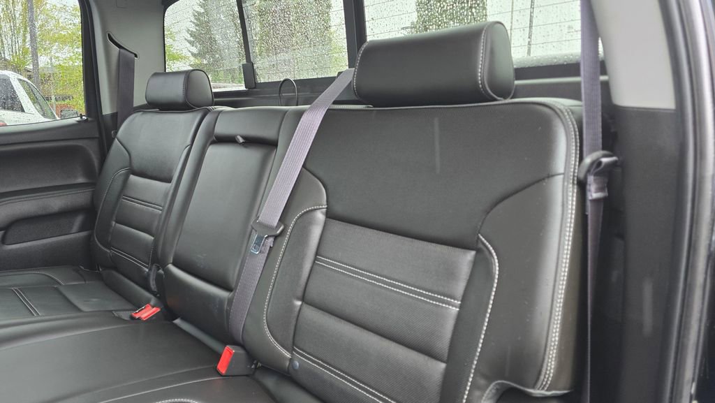 Used 2015 GMC Sierra 2500 Denali w/ Duramax Plus Package AWD/4WD image 17