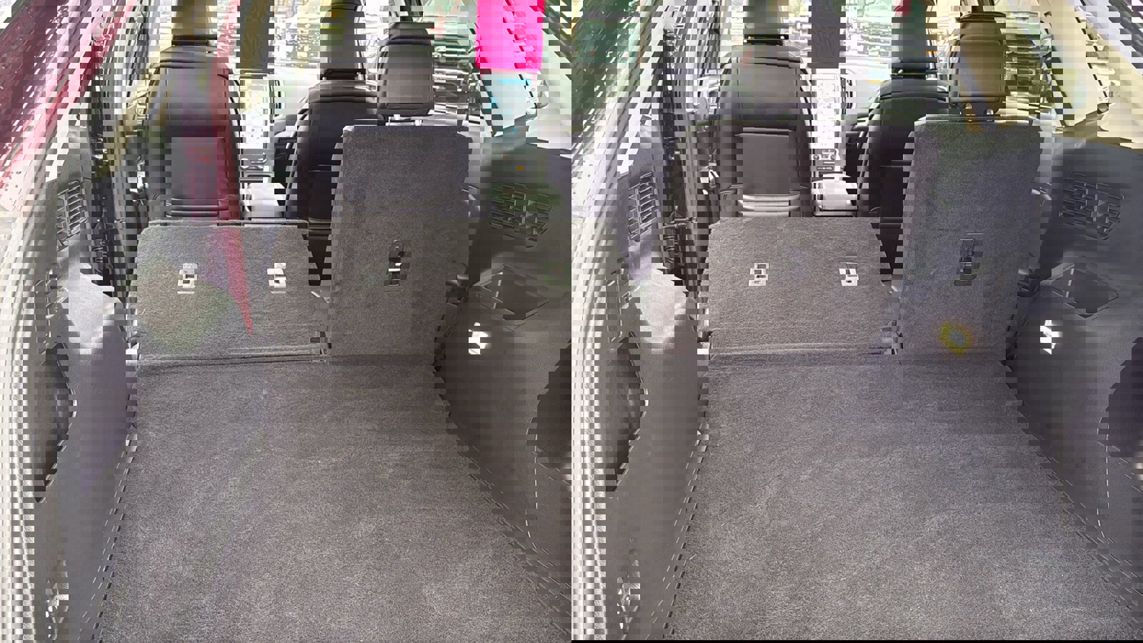 Used 2023 Ford Edge SEL w/ Convenience Package image 27