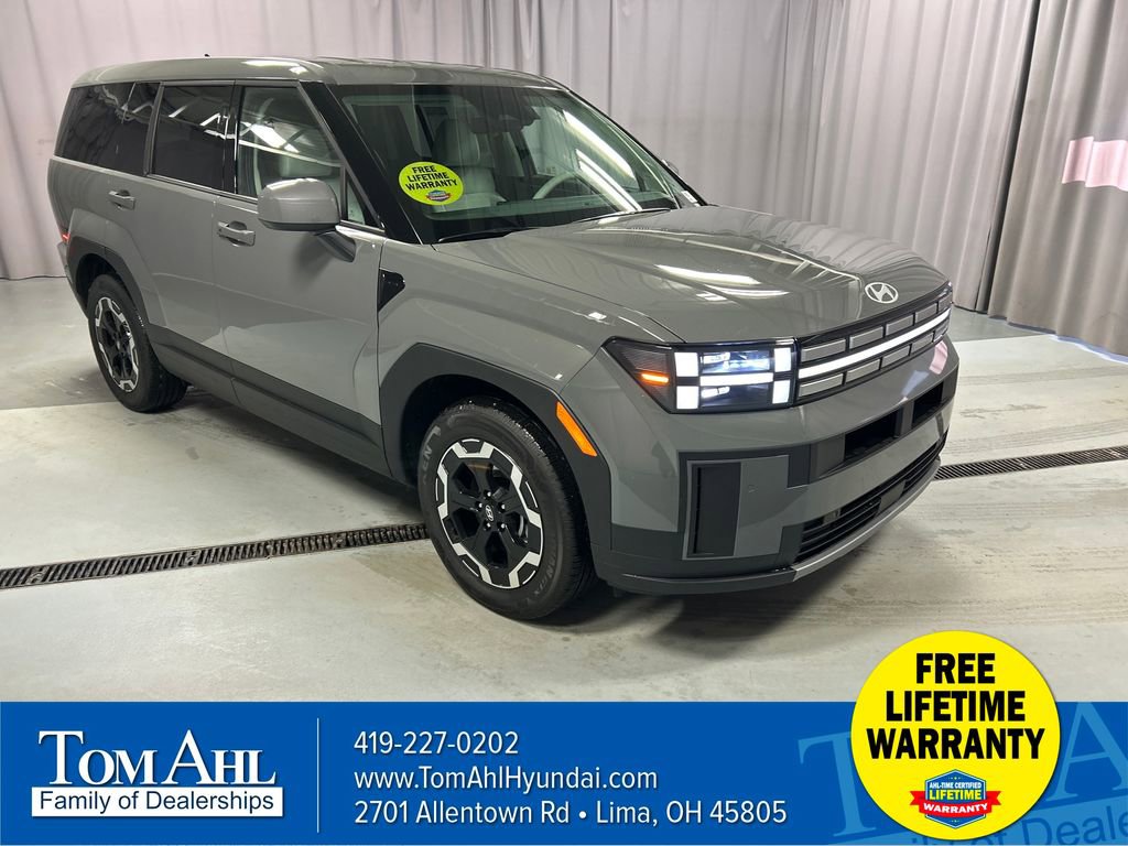 Used 2026 Hyundai Santa Fe SE image 1