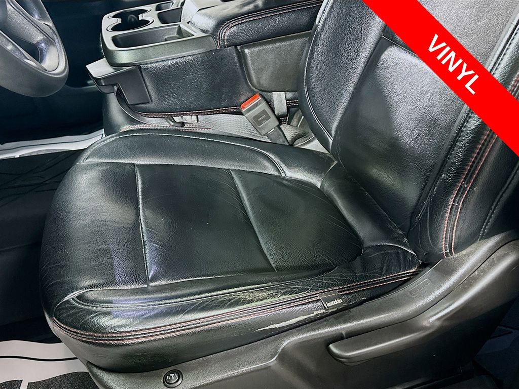 Used 2019 Chevrolet Silverado 1500 Custom Trail Boss w/ Custom Convenience Package image 19