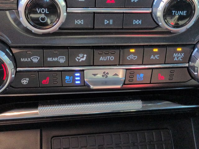 Certified 2025 Ford F150 Lariat w/ Equipment Group 502A High AWD/4WD image 31