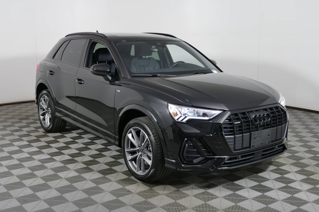Used 2023 Audi Q3 2.0T Premium Plus w/ Premium Plus Package AWD/4WD image 1