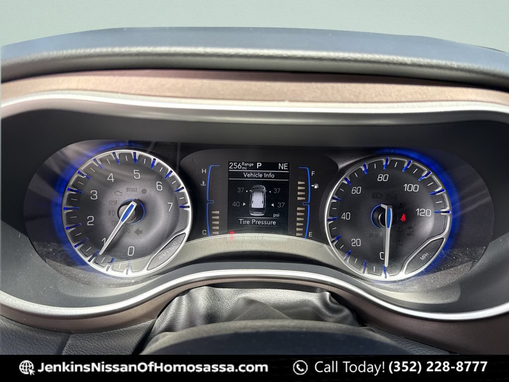 Used 2023 Chrysler Voyager LX FWD image 43