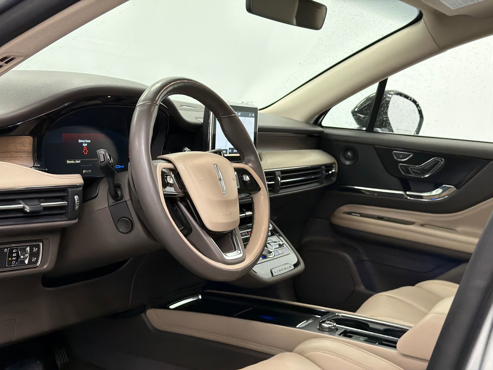 Certified 2022 Lincoln Corsair Grand Touring w/ Elements Technology Bundle AWD/4WD image 16