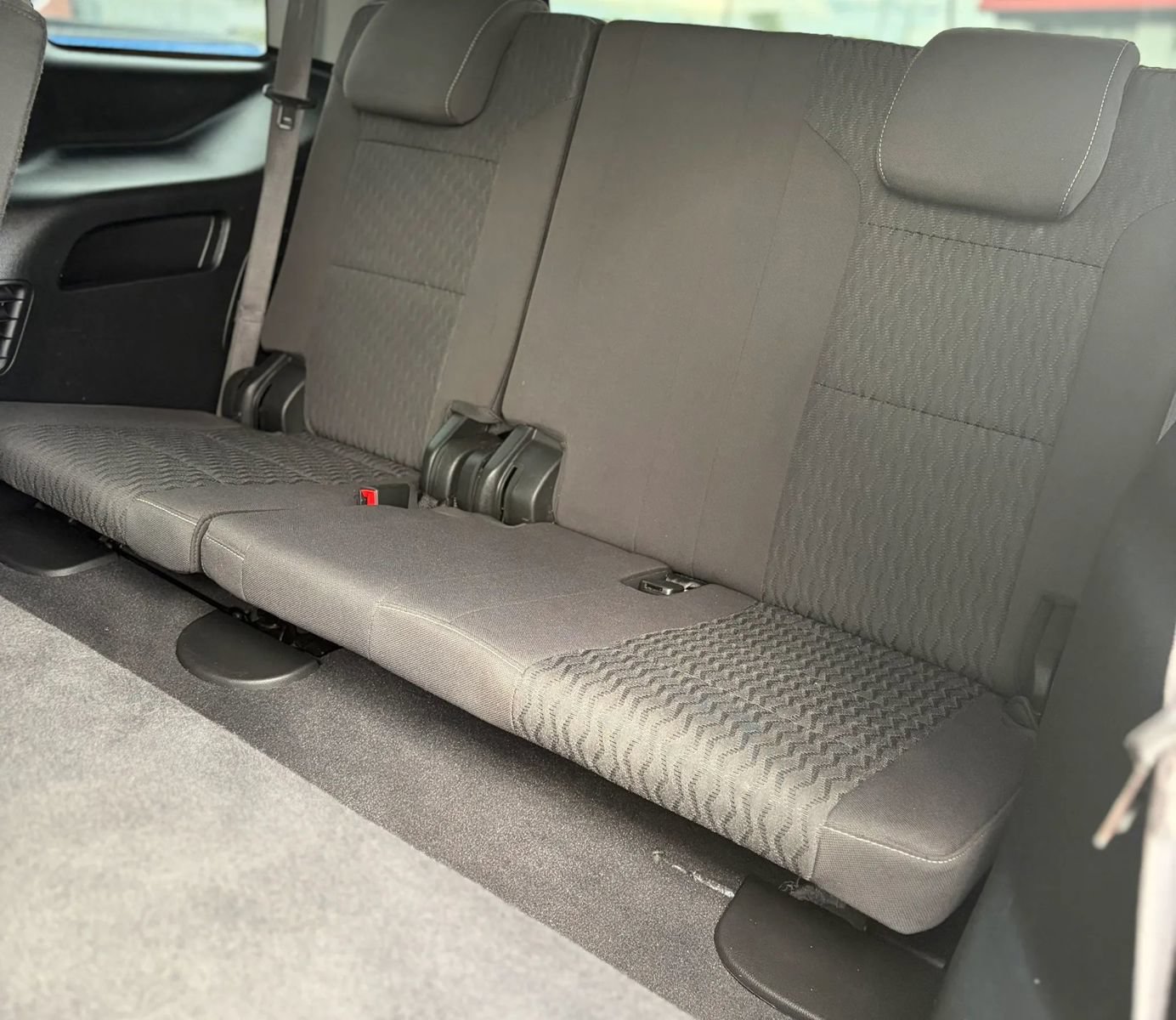 Used 2020 GMC Yukon SLE w/ SLE Value Package RWD image 18