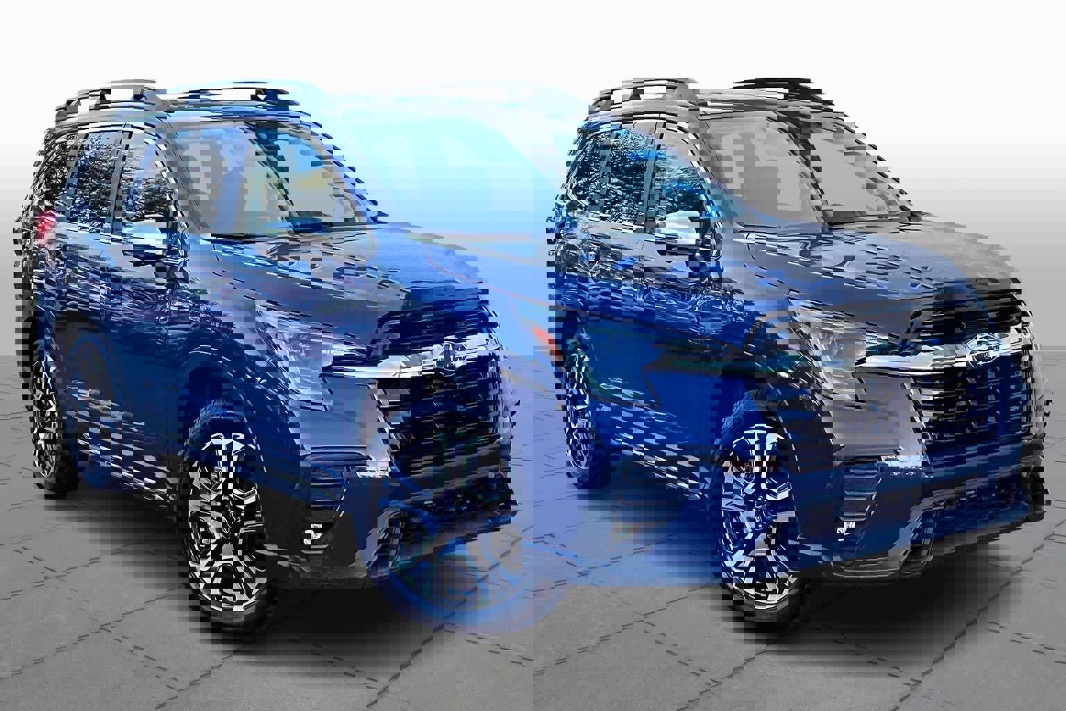 Used 2023 Subaru Ascent Limited w/ Technology Package image 3